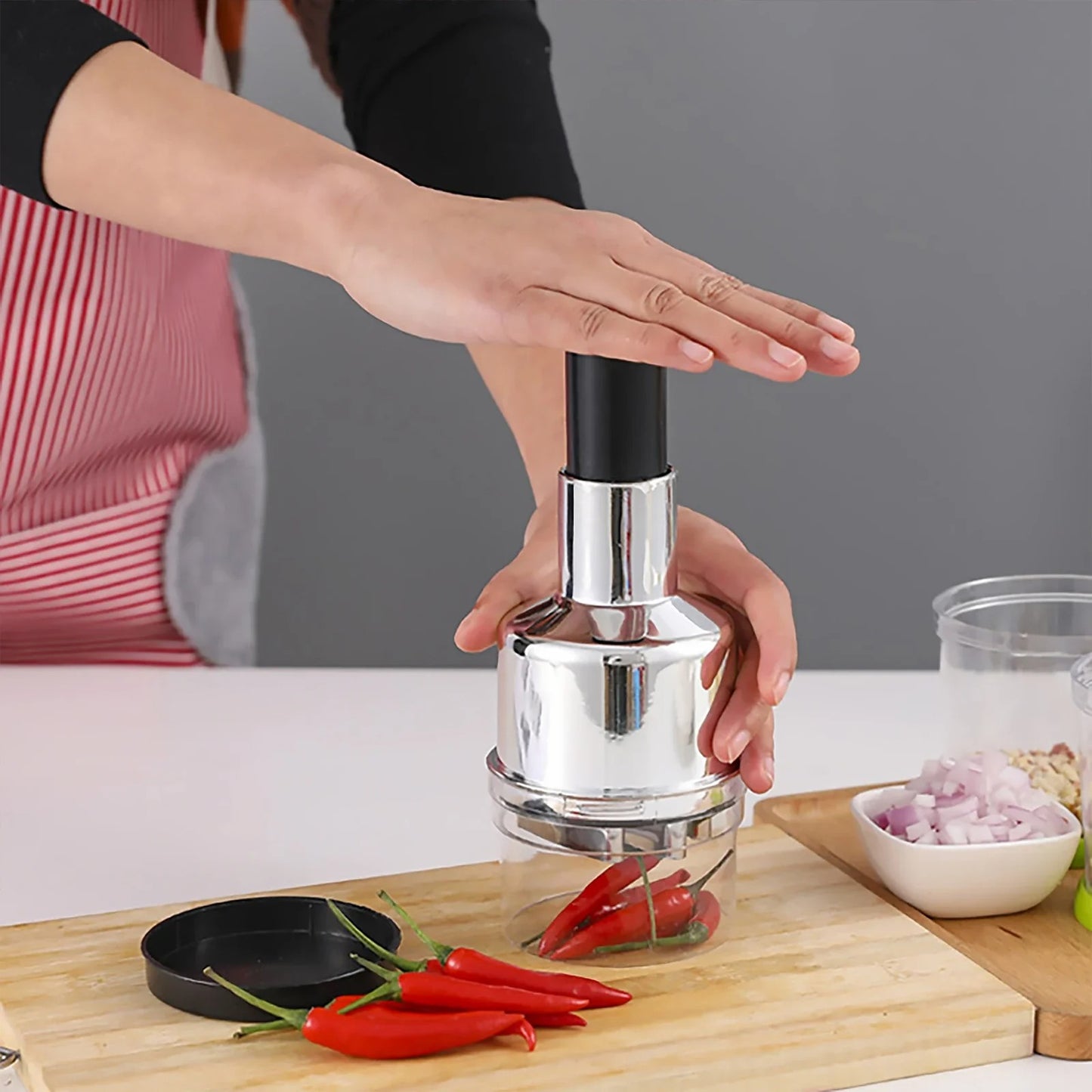 Hand-pressed Onion Chopper